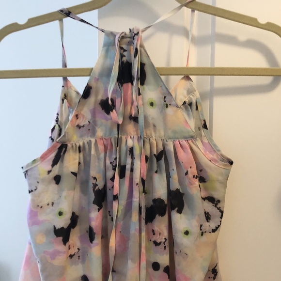 Floral tank from aritzia - Picture 4 of 4
